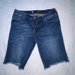 Kut from the Kloth Natalie Bermuda Jean Short Women 28x9 Size 6 Blue Denim